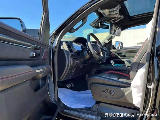 天津港平行進(jìn)口車22款道奇霸王龍現(xiàn)車港口優(yōu)惠