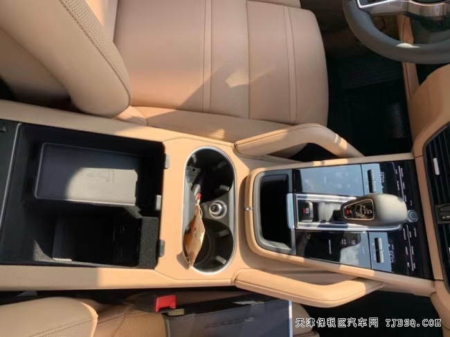 22款 3.0T 豪華包現(xiàn)車(chē)到店港口熱賣(mài) 配置及報(bào)價(jià)