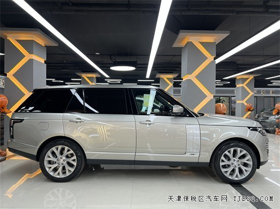 21款路虎攬勝創(chuàng)世加長(zhǎng) 港口現(xiàn)車 可售全國(guó)