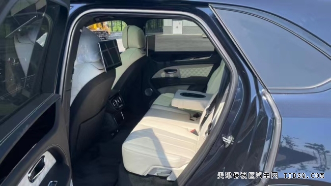 天津港平行進口賓利添越現(xiàn)車 熱賣