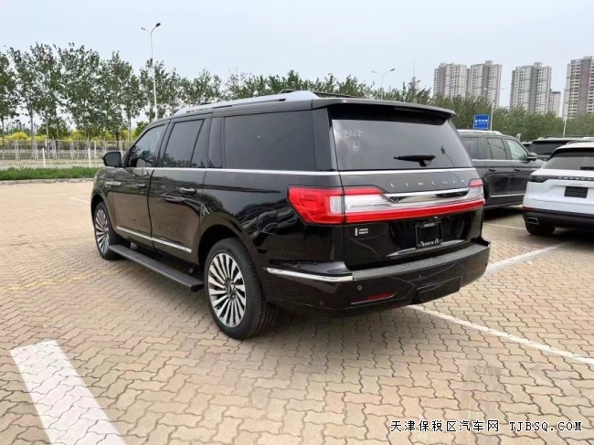 領(lǐng)航員 21款 3.5T 四驅(qū) 長軸 Reserve  現(xiàn)車特惠中