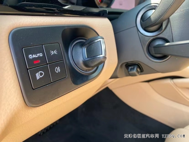 天津港平行進(jìn)口 22款保時(shí)捷卡宴 3.0T 現(xiàn)車熱賣
