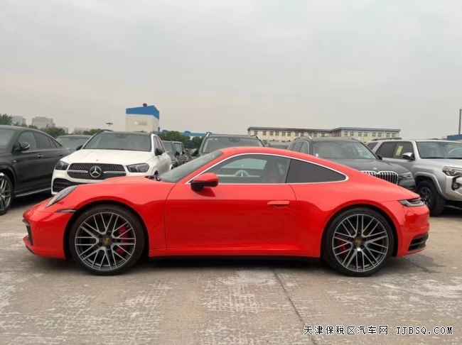天津港平行進(jìn)口 保時(shí)捷911 22款3.0T 現(xiàn)車手續(xù)齊