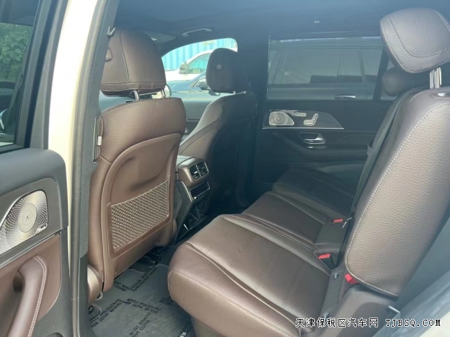 天津港平行進口22款奔馳GLS580現(xiàn)車195萬