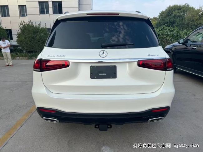 天津港平行進口22款奔馳GLS580現(xiàn)車195萬