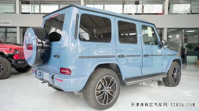 天津港平行進口 奔馳G550 瓷器藍 現(xiàn)車可提
