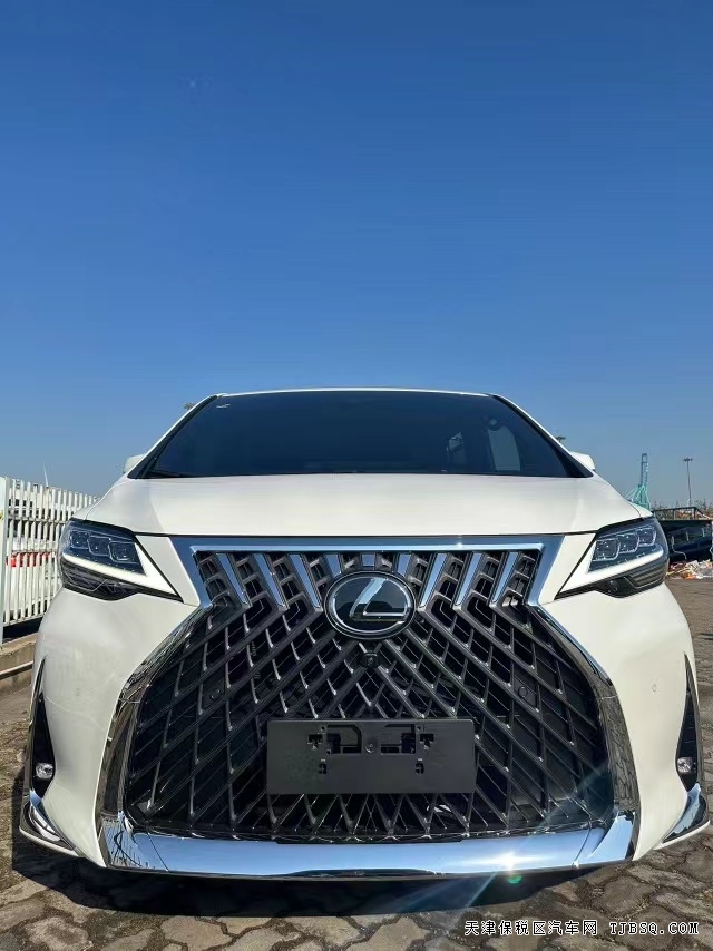 天津平行進口22款菲律賓版雷克薩斯LM350七座 現(xiàn)車特價