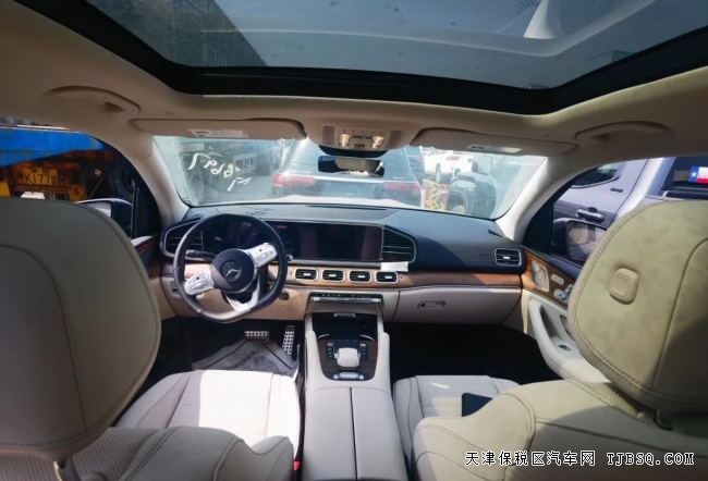 平行進口21款美規(guī)奔馳GLS580天津港188萬現(xiàn)車