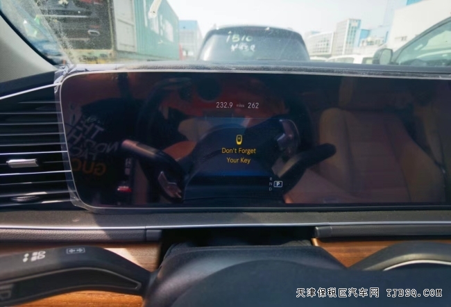 平行進口21款美規(guī)奔馳GLS580天津港188萬現(xiàn)車