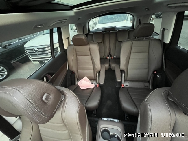 平行進口奔馳GLS450高配置低價格天津港現車