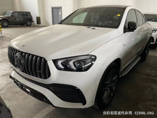 平行進(jìn)口22款墨版奔馳GLE53Coupe天津港現(xiàn)車98萬