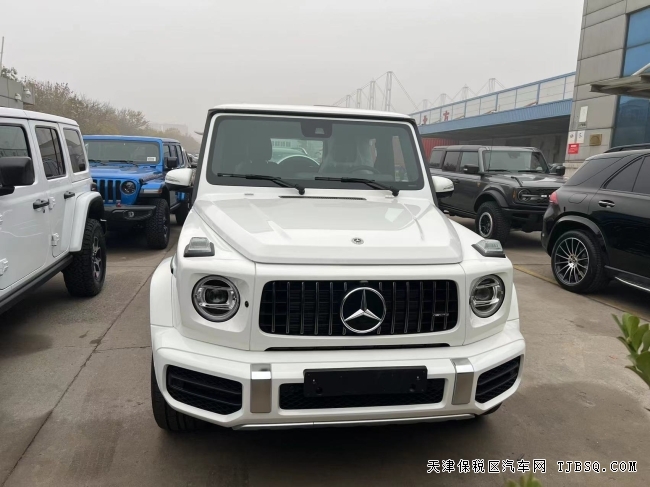 平行進(jìn)口22款奔馳G63AMG天津港現(xiàn)車促銷低價格高配置