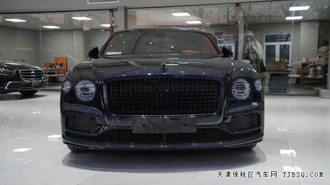 22款歐版賓利飛馳4.0T 天津港口現(xiàn)車熱賣中 頂級配置