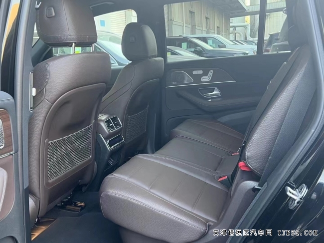 22款加拿大版奔馳GLS450天津港口現(xiàn)車(chē)鉅惠中 3.0T