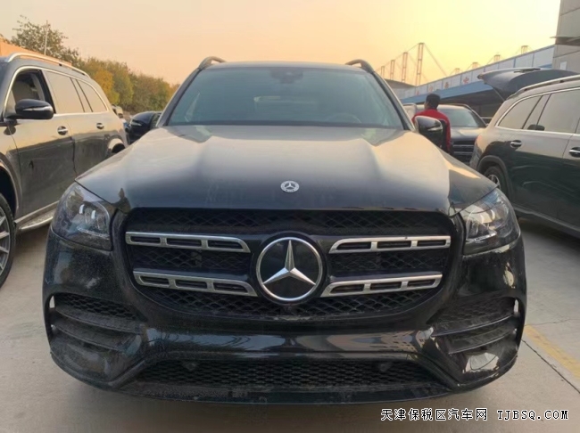 22款美版奔馳GLS450天津港口現(xiàn)車促銷中 3.0T