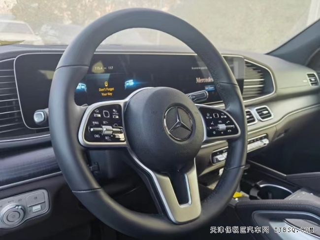 平行進(jìn)口22款奔馳GLS450高配天津港現(xiàn)車年底大降價(jià)