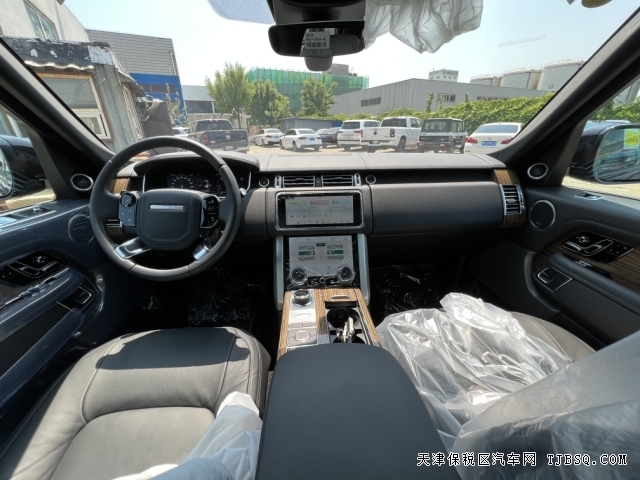 20款歐規(guī)路虎攬勝HSE柴油版本 稀缺顏色 港口現(xiàn)車 隨時(shí)可提