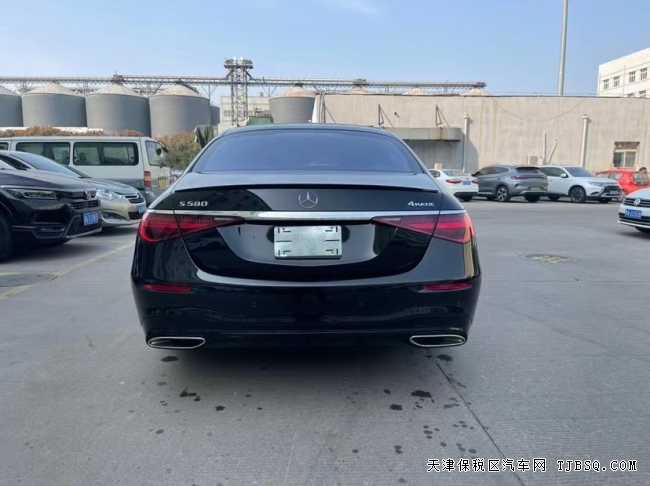 天津港平行進(jìn)口22款奔馳S580現(xiàn)車到店港口熱賣 顏色配置全 開(kāi)票價(jià)高 150萬(wàn)起