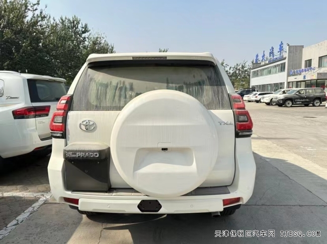 22款霸道2800后掛備胎天津港最新報價以及車輛照片