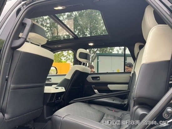 18649036440 豐田紅衫對比酷路澤LC300 3.5TT您會選哪個呢
