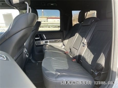 18649036440 22款奔馳G63現(xiàn)車落地240萬起售硬派SUV