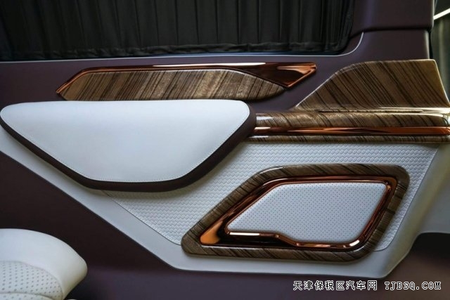 18649036440 奔馳V250尊貴奢華至極享受 專業(yè)定制