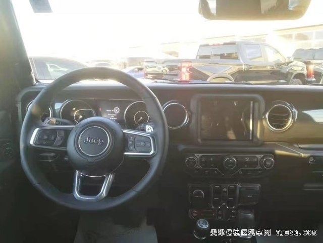 23款牧馬人392 6.4L地表最強(qiáng)各方面表現(xiàn)怎么樣