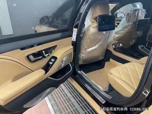 23款邁巴赫S680雙色 成功人士的不二選擇