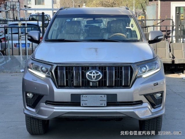 18649036440 22款豐田霸道4000VX午夜版頂配80多萬