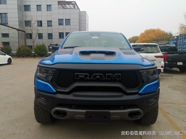 18649036440 道奇霸王龍6.2T價格95萬對比福特猛禽你怎么選