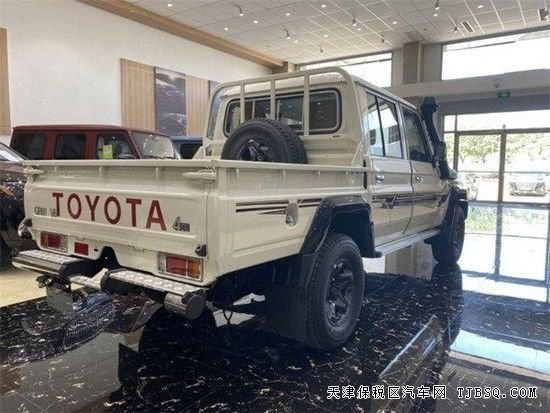 23款 蘭德酷路澤LC79 被譽(yù)為真正的越野者之車