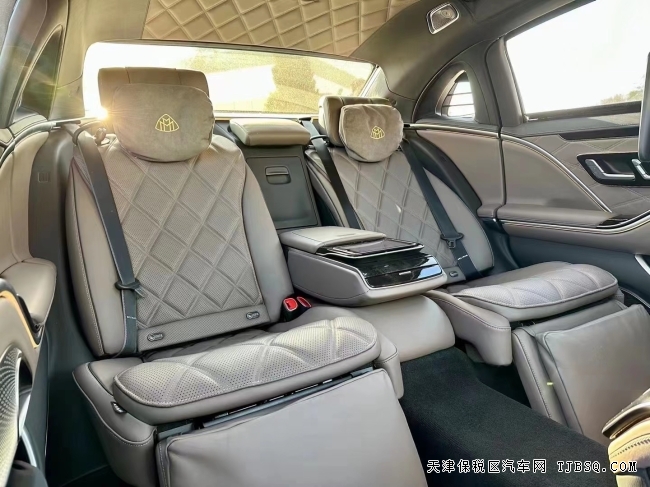 天津港平行進(jìn)口車邁巴赫S580現(xiàn)車熱賣中 詳情配置參數(shù) 和4s店對比有優(yōu)勢