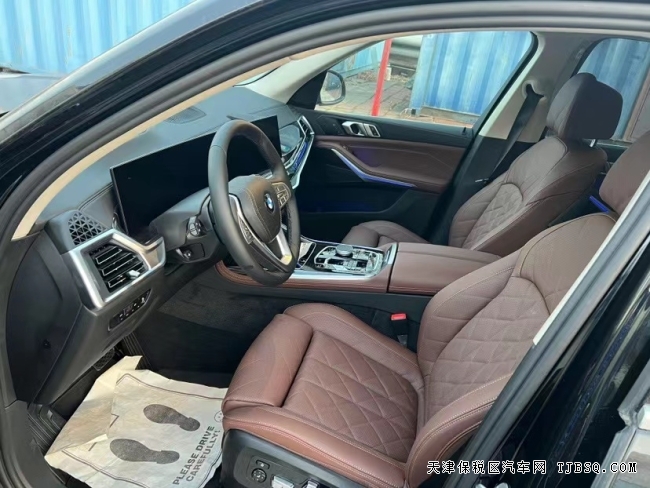 平行進(jìn)口和4S店中規(guī)X7對(duì)比 23款寶馬X7升級(jí)換代參數(shù)配置解析報(bào)價(jià)
