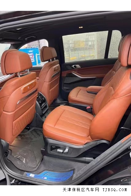 天津港 平行進(jìn)口車大型SUV 寶馬X7 現(xiàn)車 顏色齊全 
