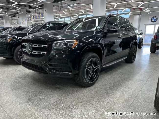 天津港2022款奔馳GLS580豪華品質(zhì)V8動力更強(qiáng)勁 