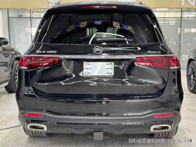 天津港2022款奔馳GLS580豪華品質(zhì)V8動力更強(qiáng)勁 