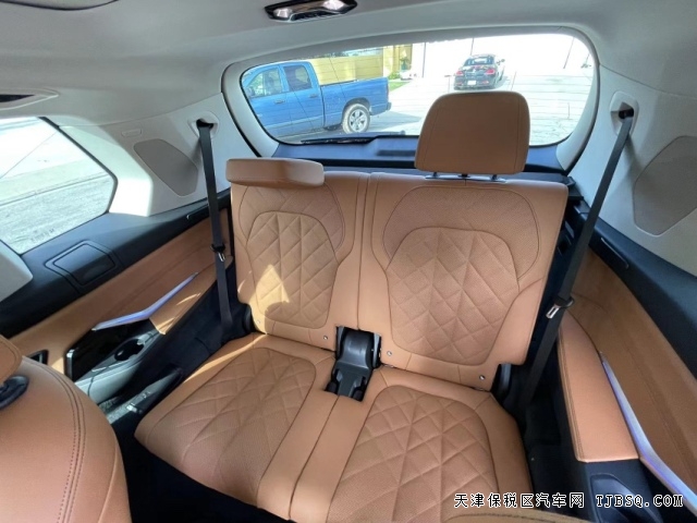 23款寶馬X7 現(xiàn)車(chē)顏色配置齊全 讓價(jià)大促銷(xiāo) 93萬(wàn)起