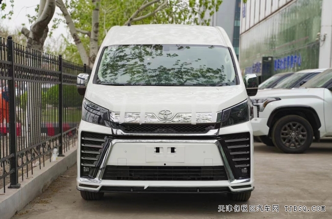 豐田純進(jìn)口海獅HIACE200 素車 35萬起 可私人定制