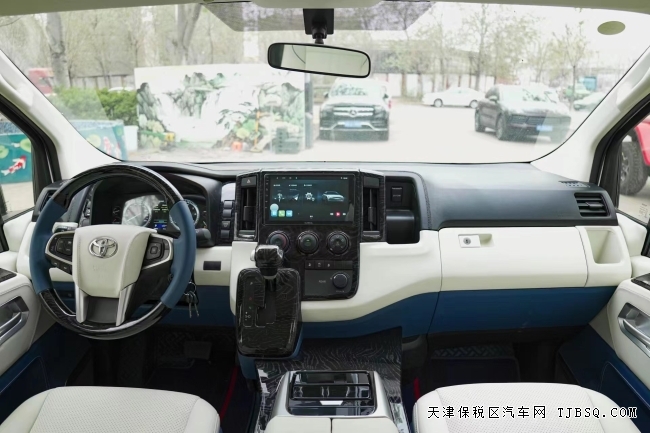 豐田純進(jìn)口海獅HIACE200 素車 35萬起 可私人定制