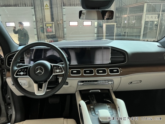 平行進口GLS450對比中規(guī)優(yōu)勢巨大  同款配置省10萬左右 