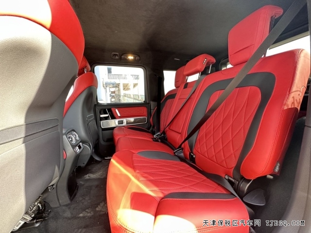 平行進口車奔馳G63現(xiàn)車成交價 230萬起可分期 熱賣車型