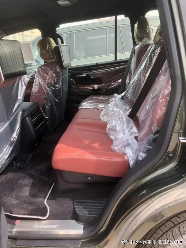 絕版 雷克薩斯 LX570 港口實拍 各種顏色 稀缺車型 188起