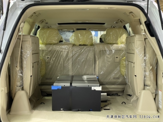絕版 雷克薩斯 LX570 港口實拍 各種顏色 稀缺車型 188起