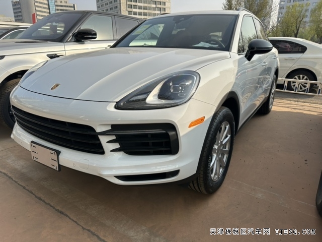 平行進(jìn)口新款保時(shí)捷卡宴國(guó)六現(xiàn)車全國(guó)上牌無(wú)憂極具性價(jià)比天津港降價(jià)促銷85萬(wàn)起