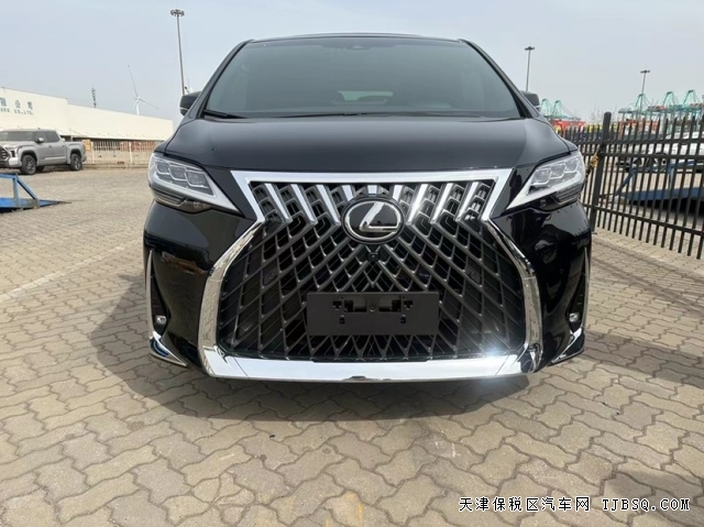 平行進(jìn)口最貴的保姆車?yán)卓怂_斯LM350 V6天津港國六現(xiàn)車4座7座可選