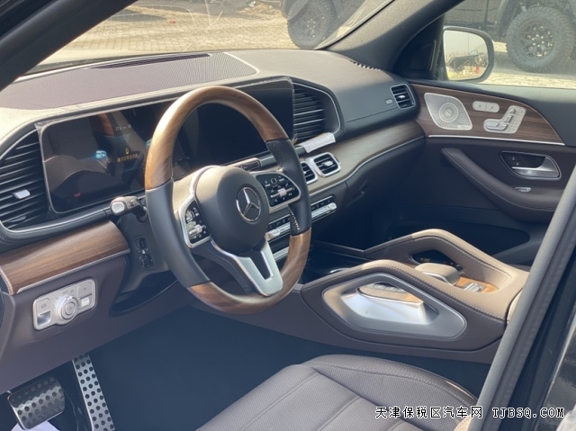 2022新款平行進(jìn)口奔馳GLS580墨版價格最低120萬起 可售全國