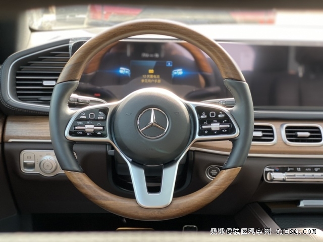 2022新款平行進(jìn)口奔馳GLS580墨版價格最低120萬起 可售全國