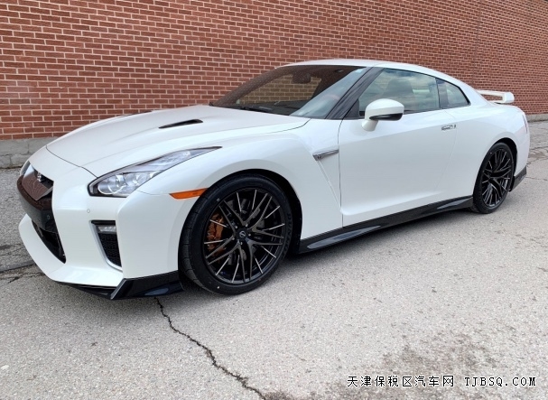 平行進口23款加版日產(chǎn)GTR3.8T超級跑車天津港國六現(xiàn)車