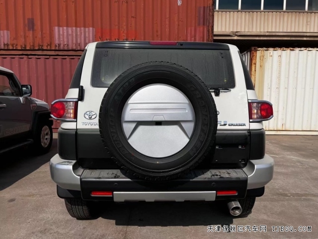 天津港23款酷路澤FJ國六版即將開售平行進(jìn)口車源供應(yīng)正常