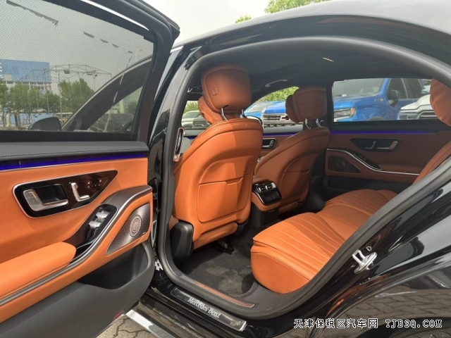 平行進(jìn)口23款奔馳S500天津港國(guó)六高配AMG現(xiàn)車手續(xù)全